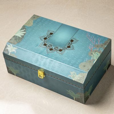 Customized Hamper 2